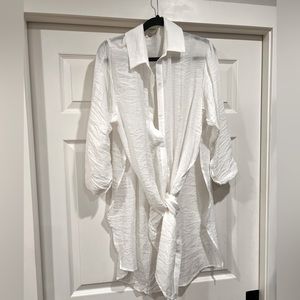BluIvy Button Up Vented Tunic/Top/Coverup, Size S/M, White